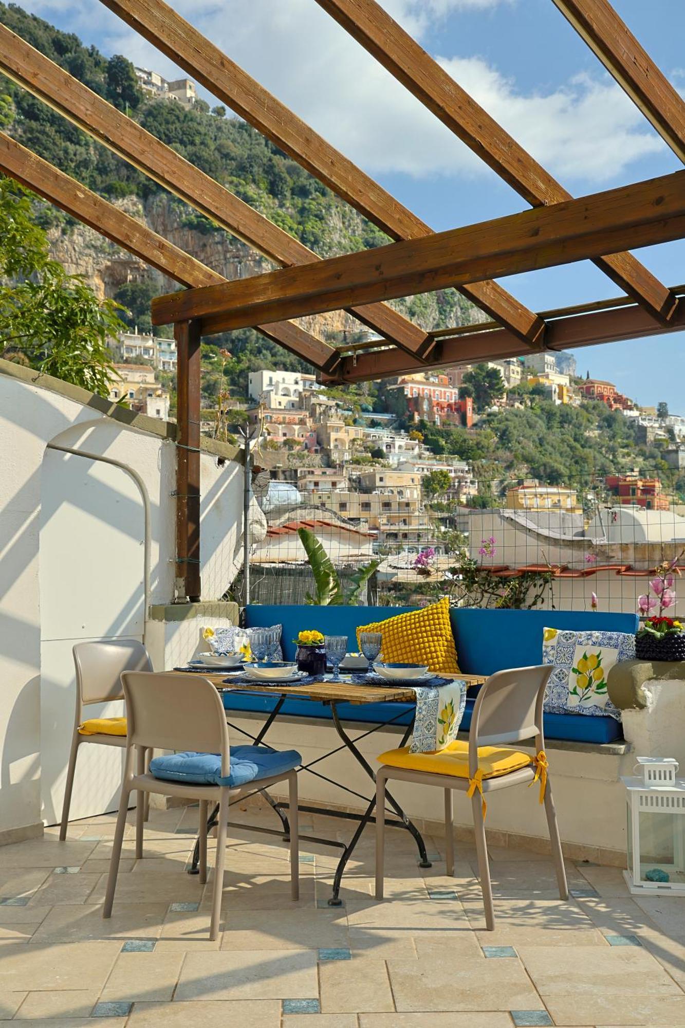 Casa Flavia Positano Center - 5 Minutes To Beach And 4 Air Conditioning المظهر الخارجي الصورة